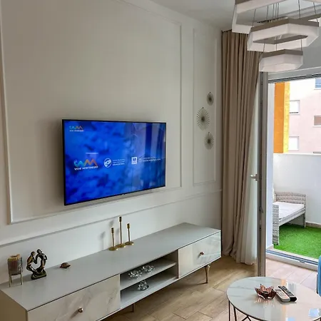 Luxury With Garage In Old Bakery Apartment *